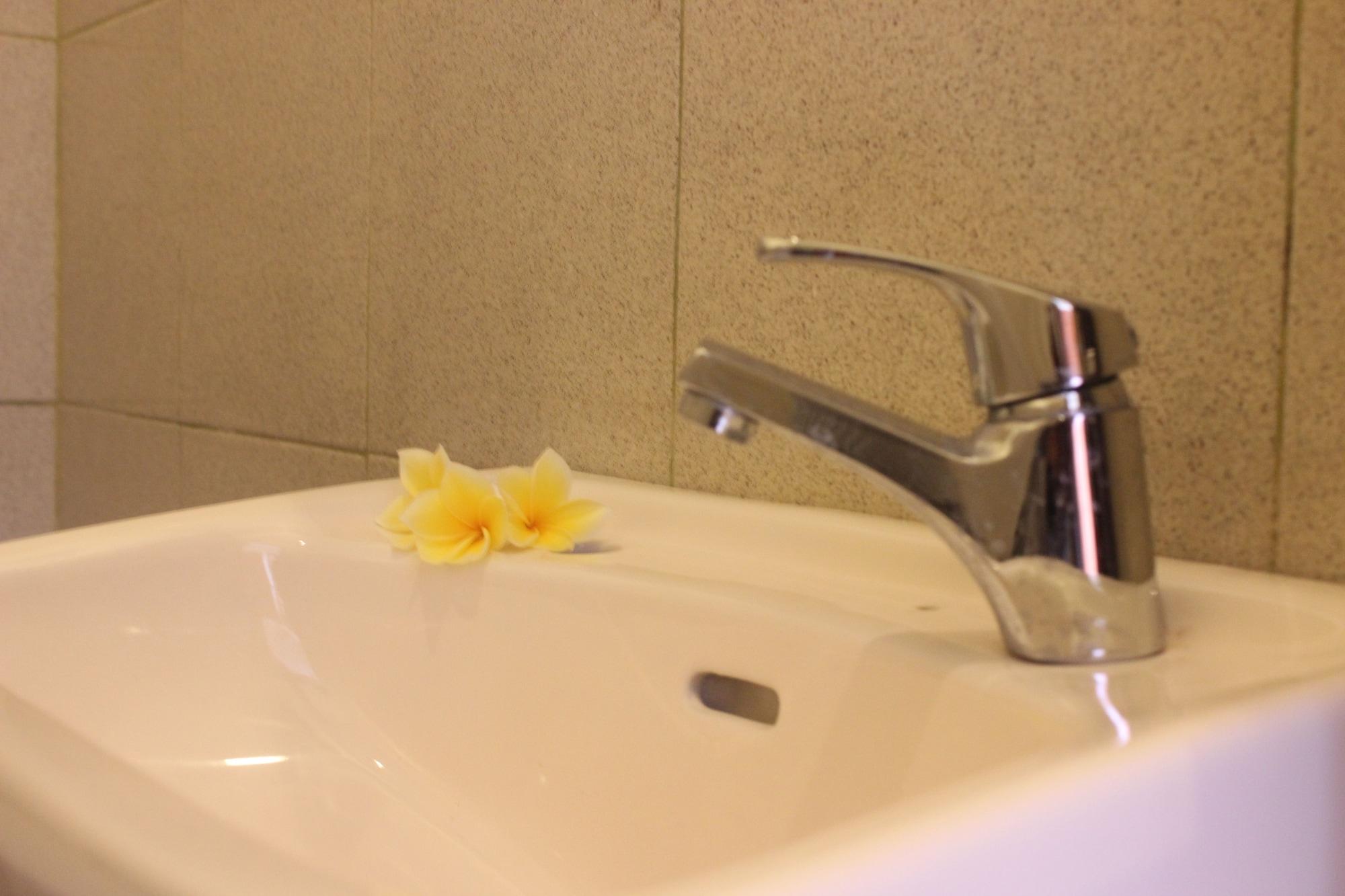 Jesens Ii Hotel Kuta Lombok
